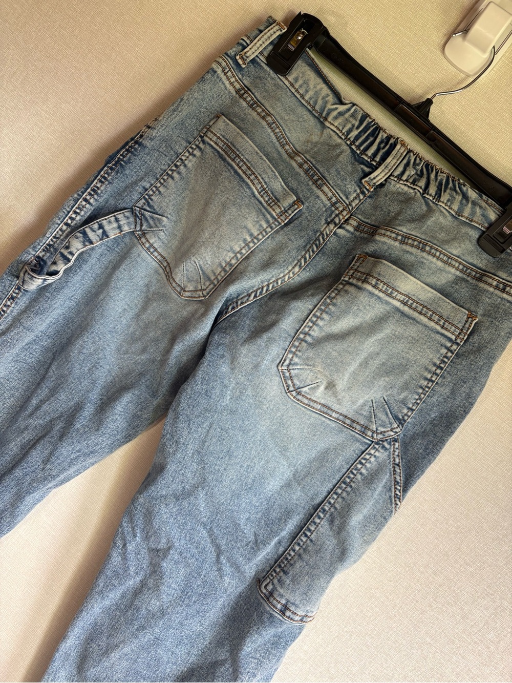 Light Blue Denim Jeans - Casual Straight Cut